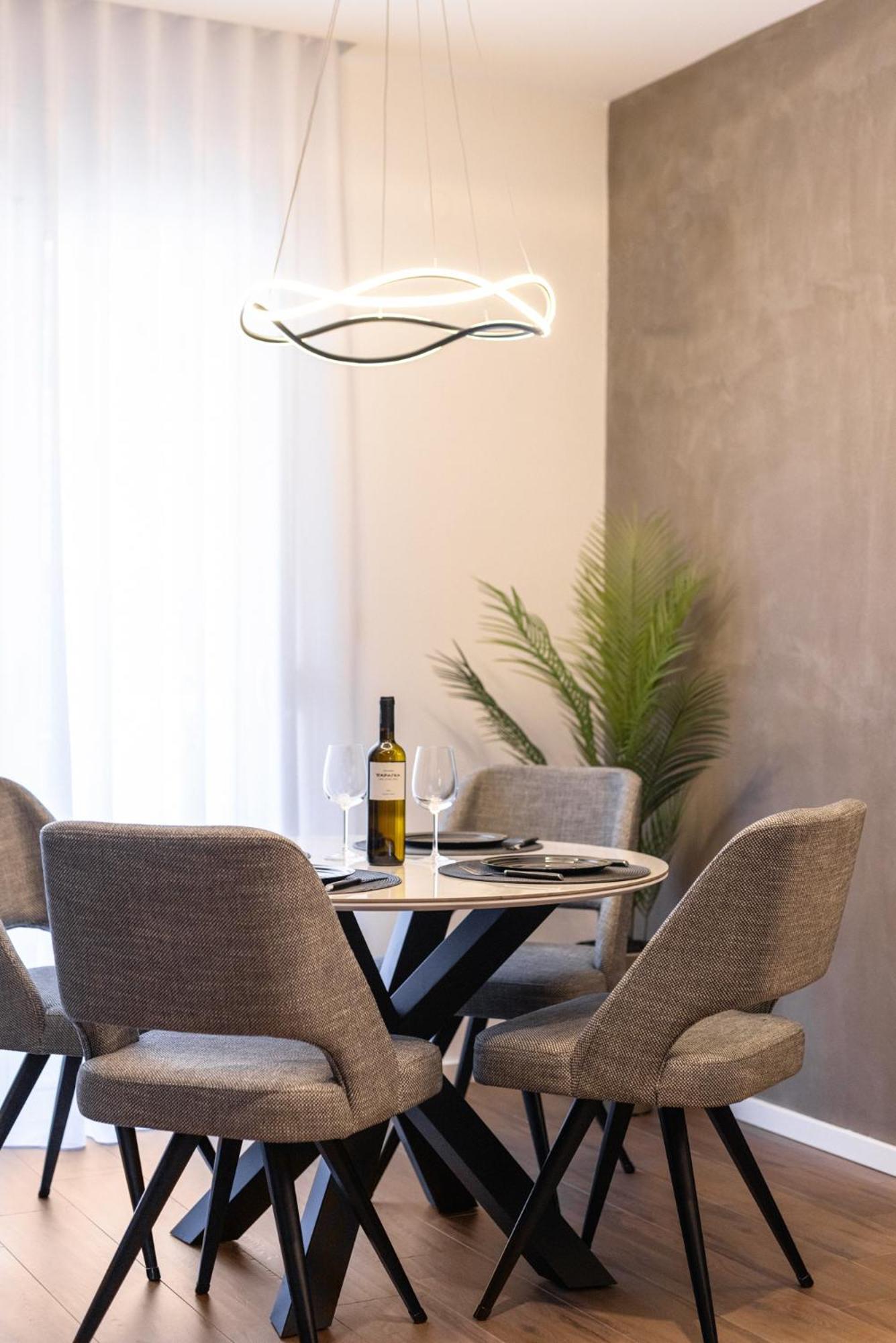 The Five Star Apartment Thessalonique Extérieur photo